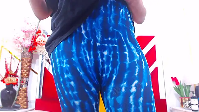 AmbarSmit online show from 12/14/25, 05:51