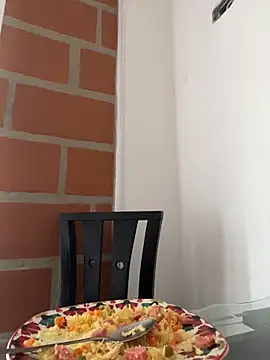 julieta rosee online show from 04/12/26, 09:20