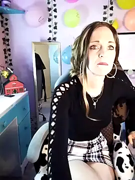 Purple2StayThnxx online show from 09/29/25, 09:52