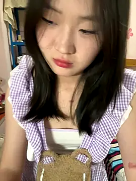 Snapshot of CoCo-s chatting on 11/30/25, 10:08 CoCo-s online show from 11/30/25, 10:08