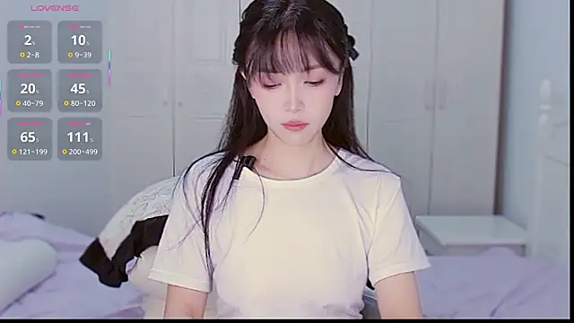 XiaoNana  online show from 09/29/25, 01:33