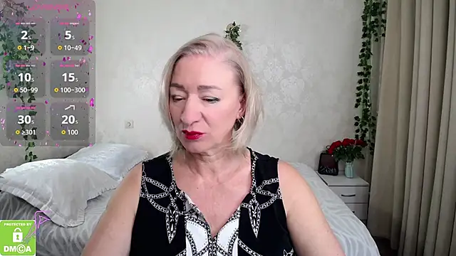 hunters woman online show from 11/09/25, 02:04