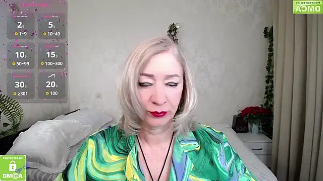 hunters woman online show from 04/30/26, 06:58
