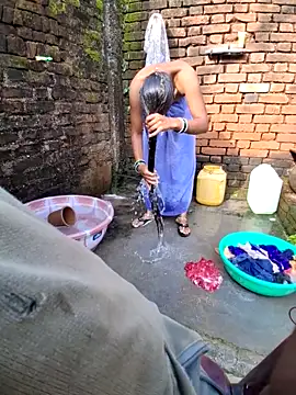 RAYI Queen 3 online show from 10/06/25, 02:53