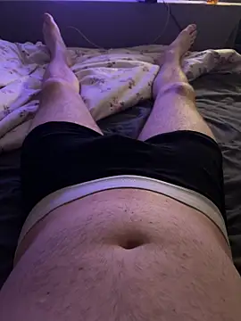 naughtycoupl98 online show from 04/12/26, 01:21