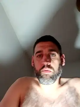 Snapshot of davidrojo1984 chatting on 11/21/25, 09:30 davidrojo1984 online show from 11/21/25, 09:30