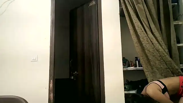 Snapshot of Aarohi_An chatting on 06/19/26, 01:37 Aarohi An online show from 06/19/26, 01:37