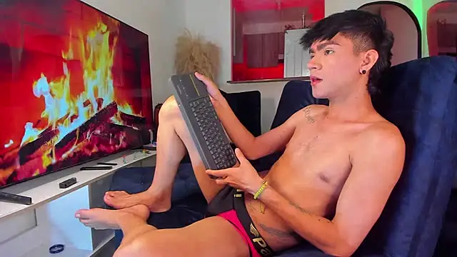 Steven baby69 online show from 10/19/25, 01:39