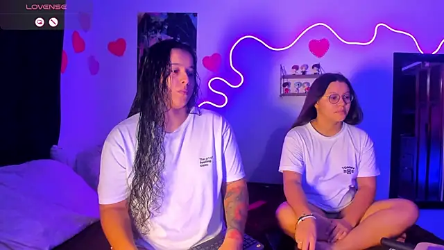 Dilan and Mia online show from 04/09/26, 10:48