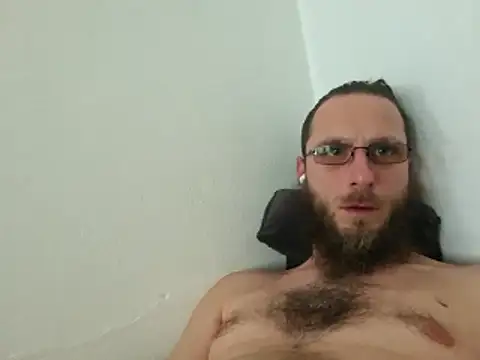 Matuschko online show from 04/19/26, 03:11