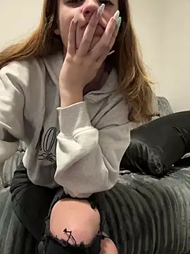 SeccySerena online show from 10/18/25, 05:35