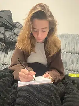 SeccySerena online show from 10/23/25, 05:23