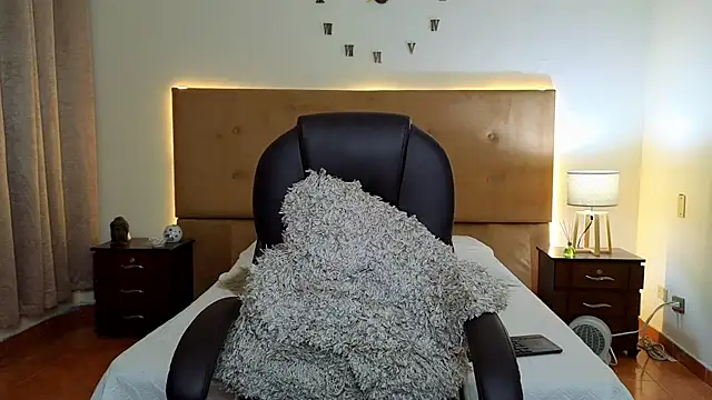 Steven Velez online show from 09/14/25, 12:43