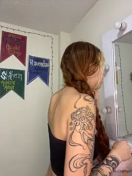 Sallem Pink online show from 09/19/25, 11:44