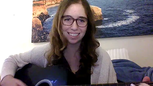 Snapshot of sweetsocalgirl chatting on 11/21/25, 12:21 sweetsocalgirl online show from 11/21/25, 12:21