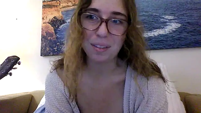 Snapshot of sweetsocalgirl chatting on 11/22/25, 11:15 sweetsocalgirl online show from 11/22/25, 11:15
