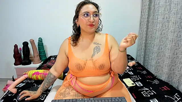 charlloteevans X online show from 06/10/26, 02:16