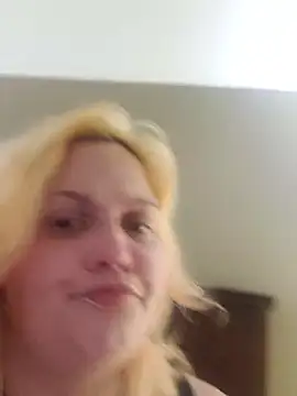 Jynxthefoxyfuck online show from 11/07/25, 07:25