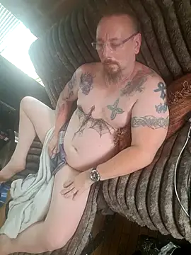Jynxthefoxyfuck online show from 08/01/26, 07:35