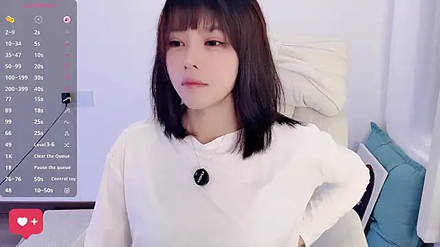 Snapshot of yara_hot1 chatting on 01/12/26, 05:23 yara hot1 online show from 01/12/26, 05:23