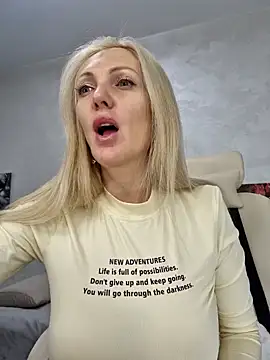 Monna online show from 01/15/25, 02:46