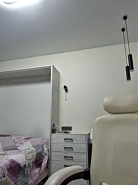 Monna online show from 03/17/25, 05:05