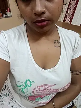 Naughty-Chaaya online show from 10/19/25, 01:34