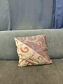 Snapshot of priya_26 chatting on 09/20/25, 03:24 priya 26 online show from 09/20/25, 03:24