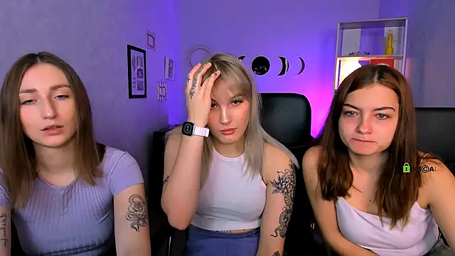 eva smiith  online show from 12/05/25, 06:44