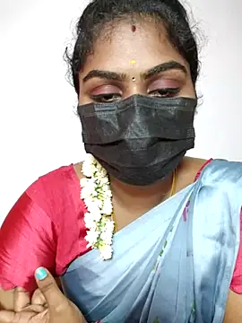 Snapshot of Tamil_Princess12 chatting on 11/06/25, 08:32 Tamil Princess12 online show from 11/06/25, 08:32