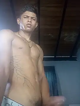 Snapshot of God_Eros_23cm chatting on 04/24/26, 11:12 God Eros 23cm online show from 04/24/26, 11:12