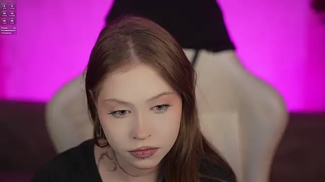 Esmie Smile online show from 05/27/26, 01:57