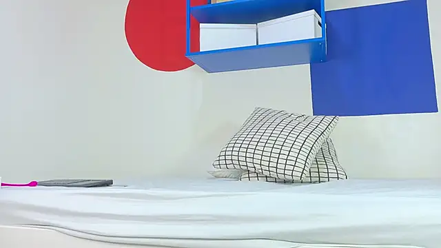 RiriiBrunette   online show from 12/18/25, 12:55