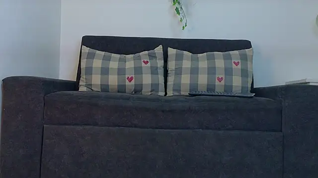 RiriiBrunette   online show from 05/14/26, 07:42