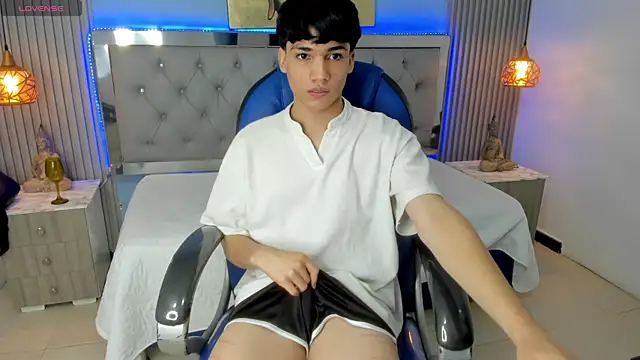 SamBlack  online show from 06/05/26, 12:44