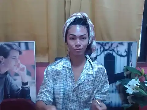 miss carlas online show from 11/06/25, 10:21