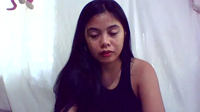 sweet heaven00 online show from 10/14/25, 02:12