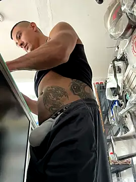 Snapshot of Terra-22cm chatting on 09/24/25, 01:58 Terra-22cm online show from 09/24/25, 01:58