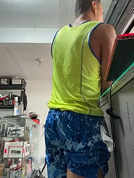 Snapshot of Terra-22cm chatting on 10/17/25, 02:19 Terra-22cm online show from 10/17/25, 02:19