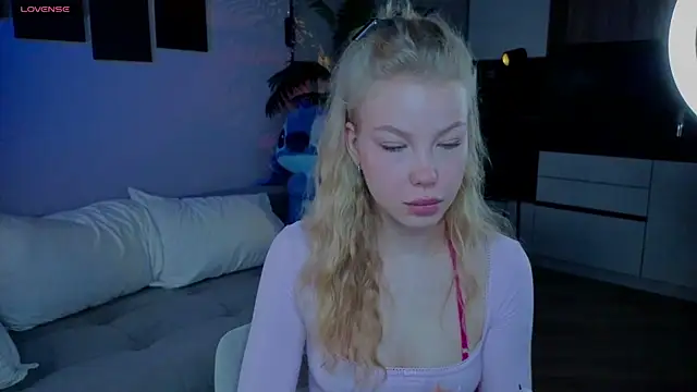 emilyshepar d online show from 06/11/26, 02:44