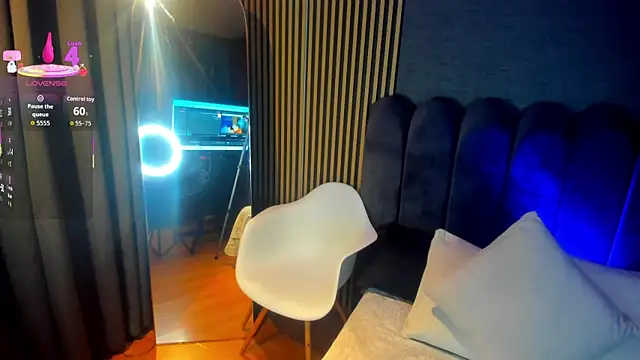 Gina 77 online show from 10/20/25, 12:05