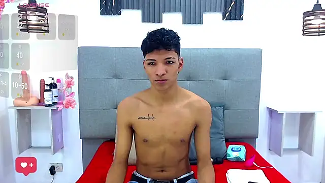 Rick Wade online show from 11/25/25, 04:01