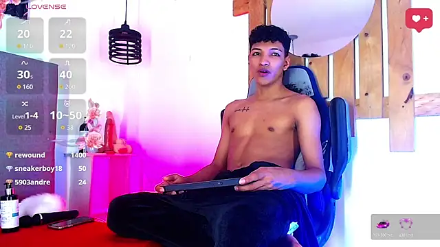 Rick Wade online show from 12/01/25, 04:28