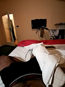 Stud s online show from 11/11/25, 11:05