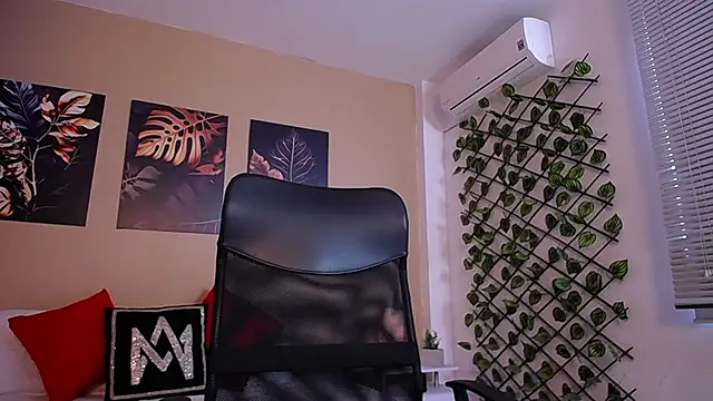 ChristopherBlack  online show from 03/09/26, 01:04