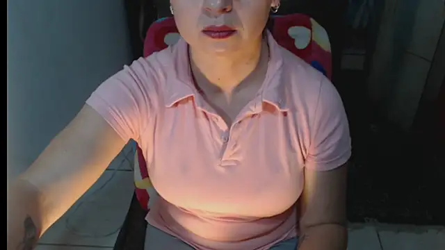 Milf Valeria online show from 12/16/25, 05:18