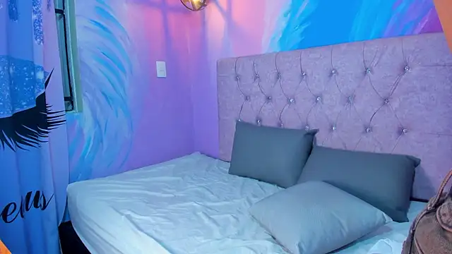 Snapshot of MaxiWildd chatting on 03/13/26, 01:40 MaxiWildd online show from 03/13/26, 01:40