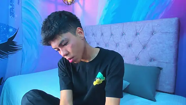 MaxiWildd online show from 06/02/26, 01:02