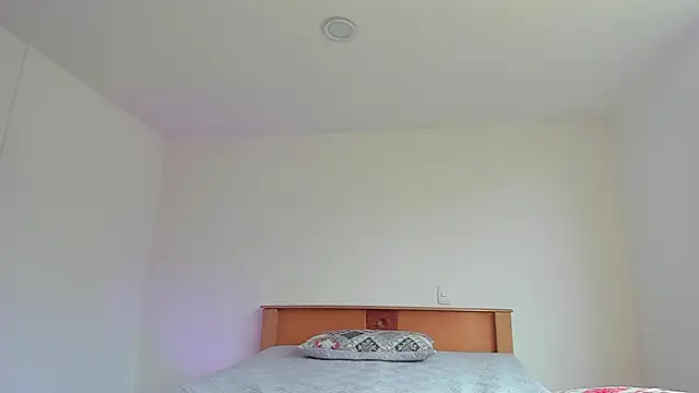 SusanClarck online show from 12/01/25, 02:00