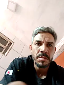 Snapshot of QfabO123 chatting on 11/27/25, 03:58 QfabO123 online show from 11/27/25, 03:58